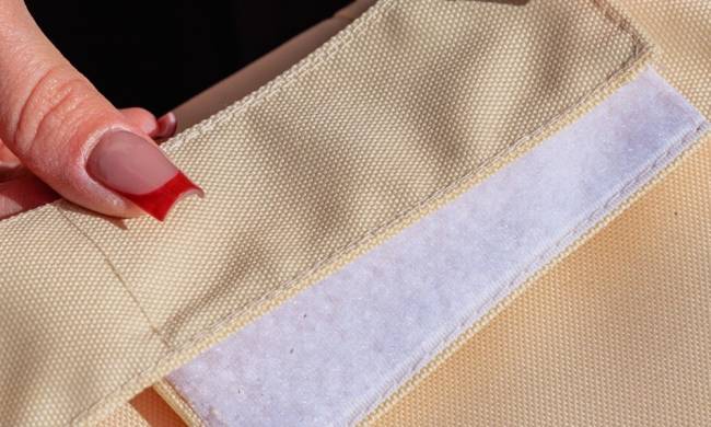 Пластиковый шезлонг Royal Family MARK коричневый (c матрасом) Пластиковый шезлонг Royal Family MARK коричневый (c матрасом)