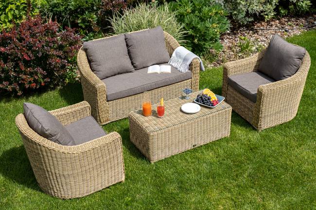 "Кон Панна" столик журнальный из искусственного ротанга, цвет соломенный "Кон Панна" столик журнальный из искусственного ротанга, цвет соломенный