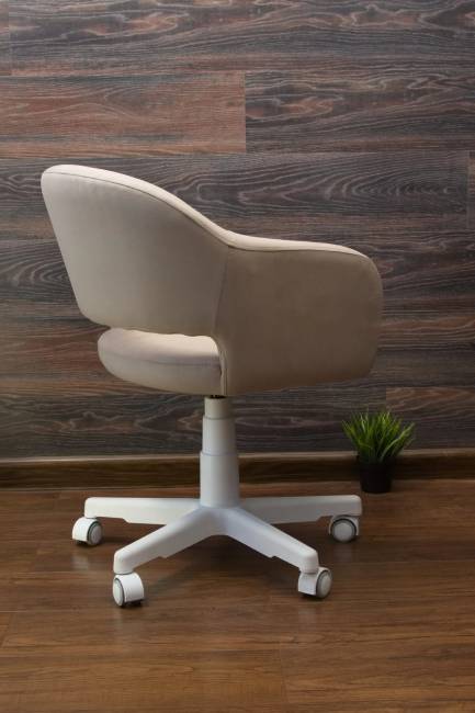 Кресло Бабби белый / бежевый