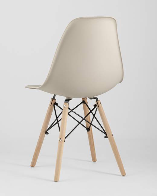 Стул Eames Style DSW бежевый (разборный каркас)