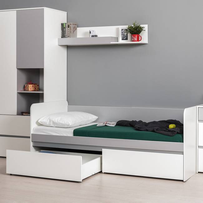 Детская кровать с ящиками Торонто с открытой полкой цвет белый шагрень/стальной серый Детская кровать с ящиками Торонто с открытой полкой цвет белый шагрень/стальной серый