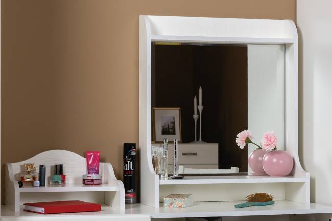 Стол туалетный с пуфом, с зеркалом и настольной полкой Ливерпуль цвет ясень ваниль/белый