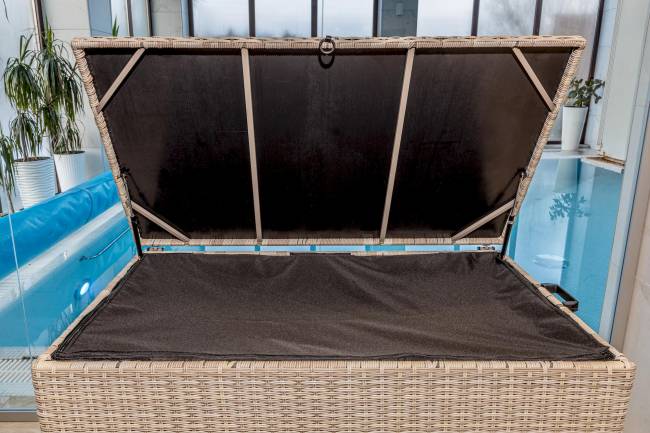 Сундук для хранения KARL 120 c колесиками бежевый Сундук для хранения KARL 120 c колесиками бежевый