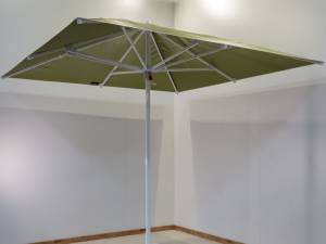 Зонт профессиональный 2.5х2.5 м Manuel белый, зеленый 2500х2500 мм Зонт профессиональный 2.5х2.5 м Manuel белый, зеленый 2500х2500 мм